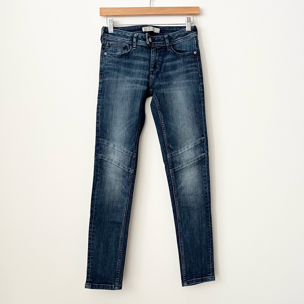 Zara Women's Denim Jeans Size 24 Blue Skinny Low Rise Knee Details Stretch Comfy